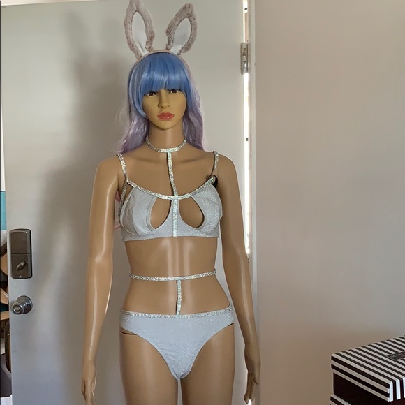 NWT 3 PIECE BATHING SUIT & LUXE SHAWL - Picture 7 of 8